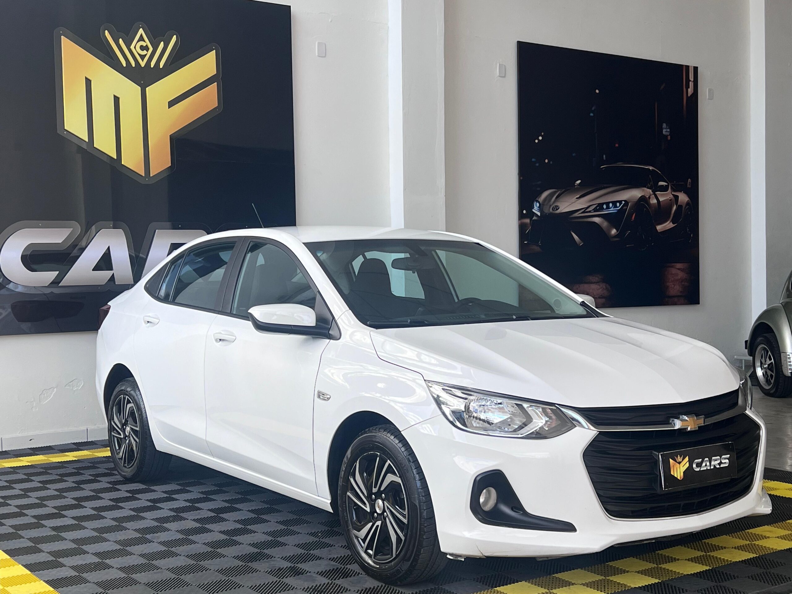 Chevrolet Ônix Plus Turbo 2024